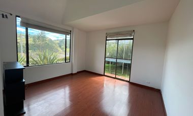 Venta - Hermosa Casa En La Calera Urbana