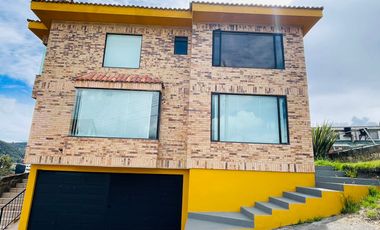 Venta - Hermosa Casa En La Calera Urbana