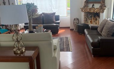 Venta - Hermosa Casa En La Calera Urbana