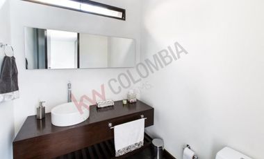 MAGNIFICA CASA MODERNA PERFECTA PARA LA FAMILIA