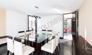 MAGNIFICA CASA MODERNA PERFECTA PARA LA FAMILIA