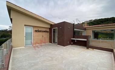 VENDO CASA VALLE ALTO DE LA PRADERA, LA CALERA.