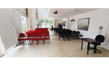 INVERSIONISTAS-En Villavicencio Vendo  Centro de Desarrollo Empresarial