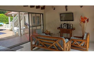 VENDO CASA BOSQUE DE PEÑALISA GIRARDOT