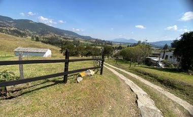 En Venta Acogedora Casa En Medio De Las Montañas, La Calera, Sabana De Bogotá