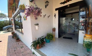 En Venta Acogedora Casa En Medio De Las Montañas, La Calera, Sabana De Bogotá