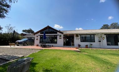 En Venta Acogedora Casa En Medio De Las Montañas, La Calera, Sabana De Bogotá