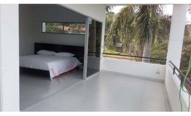 VENDO MAGNIFICA CASA ANAPOIMA