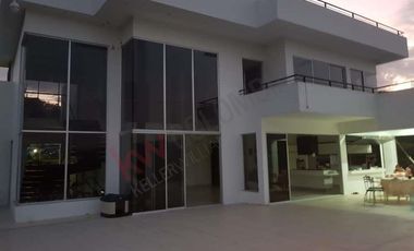 VENDO MAGNIFICA CASA ANAPOIMA