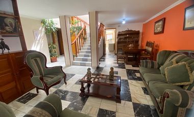En Venta Inmueble, Oportunidad Con Gran Proyección Comercial En La Calera.