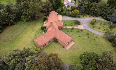 En Arriendo - Casa Campestre En Chía - Lagos De Yerbabuena