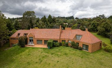 En Arriendo - Casa Campestre En Chía - Lagos De Yerbabuena