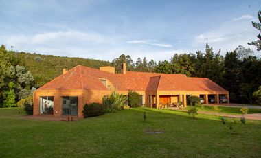 En Arriendo - Casa Campestre En Chía - Lagos De Yerbabuena