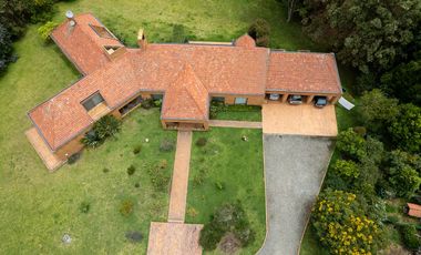 En Arriendo - Casa Campestre En Chía - Lagos De Yerbabuena