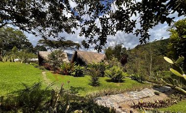 EN VENTA FINCA ECOTURISTICA EN VEREDA HOYA GRANDE, LA VEGA CUNDINAMARCA.