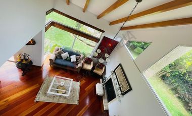 VENDO CASA MACADAMIA LA CALERA