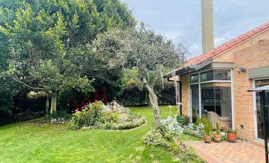 VENDO CASA MACADAMIA LA CALERA