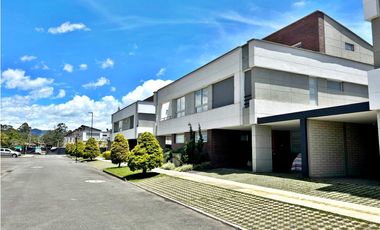 Casa Moderna, para arriendo Rionegro, Medellín