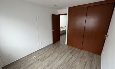 CASA EN VENTA FRACCIONAMIENTO MADEIRAS ZAPOPAN