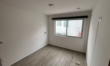 CASA EN VENTA FRACCIONAMIENTO MADEIRAS ZAPOPAN