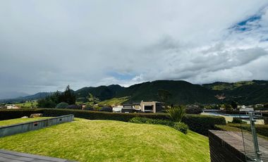 VENDO CASA DE CAMPO EN LA CALERA