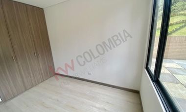 Vendo Apartamento Ph En La Calera, Club House-7776
