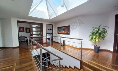 !Buenas noticias¡ . Una Increible casa, recién salida del horno.-8069