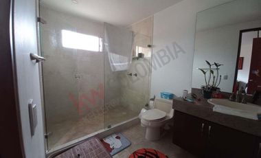 !Buenas noticias¡ . Una Increible casa, recién salida del horno.-8069