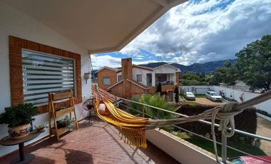 !Buenas noticias¡ . Una Increible casa, recién salida del horno.-8069