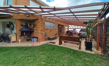 !Buenas noticias¡ . Una Increible casa, recién salida del horno.-8069