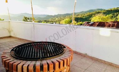 EN VENTA CASA EN GUAYABAL DE SÍQUIMA