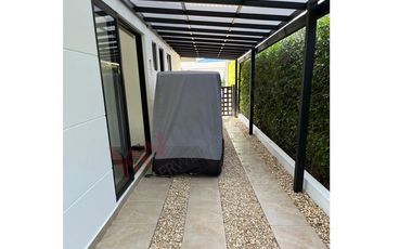 EN VENTA HERMOSA CASA CAMPESTRE A PUERTA CERRADA EN GIRARDOT