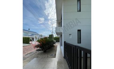 EN VENTA HERMOSA CASA CAMPESTRE A PUERTA CERRADA EN GIRARDOT