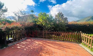 VENDO HERMOSA CASA MACADAMIA LA CALERA