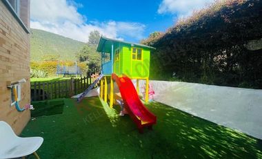 VENDO HERMOSA CASA MACADAMIA LA CALERA
