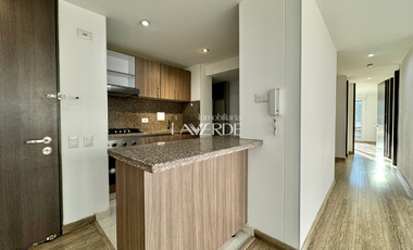 Venta - Apartamento Esquinero En Primer Piso