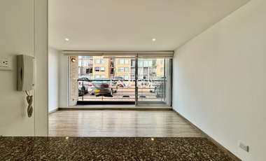 Venta - Apartamento Esquinero En Primer Piso