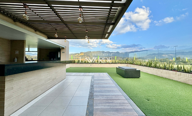 Venta - Apartamento Esquinero En Primer Piso