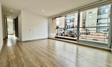 Venta - Apartamento Esquinero En Primer Piso