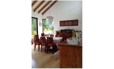 VENDO CASA ESPECTACULAR EN CASA DE CAMPO, LA CALERA