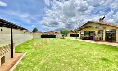 En Venta Casa Campestre En Cajica - Cundinamarca