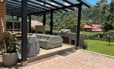 Espectacular Casa Campestre En Parque vivienda Teusaca