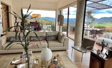 VENDO CASA LA CALERA - CONDOMINIO-6217