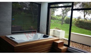 VENDO ESPLENDIDA CASA DE CAMPO EN LA CALERA