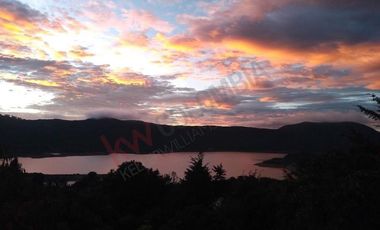 Venta Casa Tipo Chalet Alemán Frente Al Embalse - La Calera