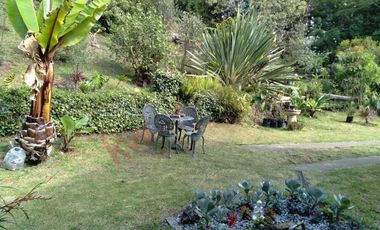 Venta Casa Tipo Chalet Alemán Frente Al Embalse - La Calera