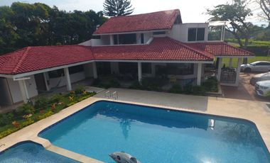 Venta Casa campestre condominio las Palmeras Jamundí, Valle Del Cauca