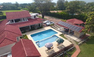 Venta Casa campestre condominio las Palmeras Jamundí, Valle Del Cauca
