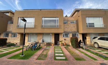 Vendo Casa De 4 Alcobas En Vereda La Balsa Chia