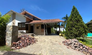 Venta Lote Campestre En Fusagasugá Con Acceso A Piscina, Cancha De Tenis Y Más